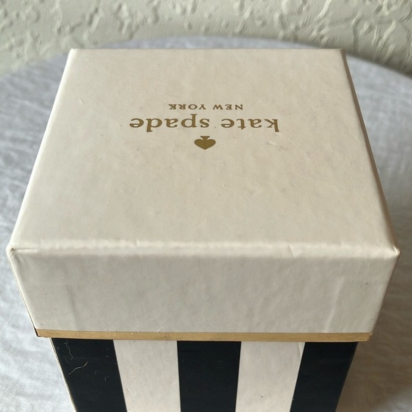 Kate Spade: Silver Tone “n” Pendant Locket Necklace - Picture 9 of 16